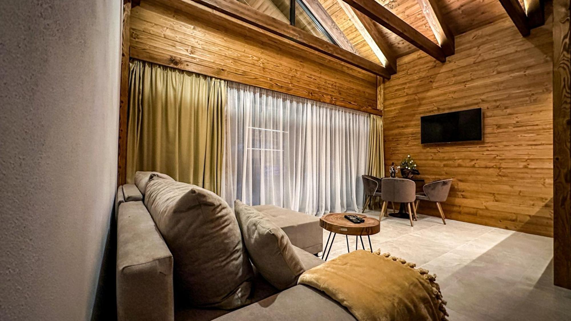 Liptovský Mikuláš Jasna Boutique Chalet מראה חיצוני תמונה
