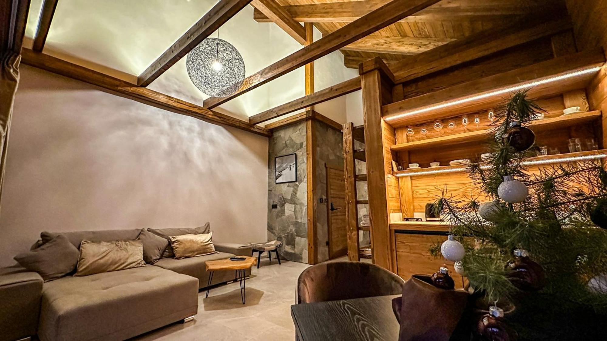 Liptovský Mikuláš Jasna Boutique Chalet מראה חיצוני תמונה