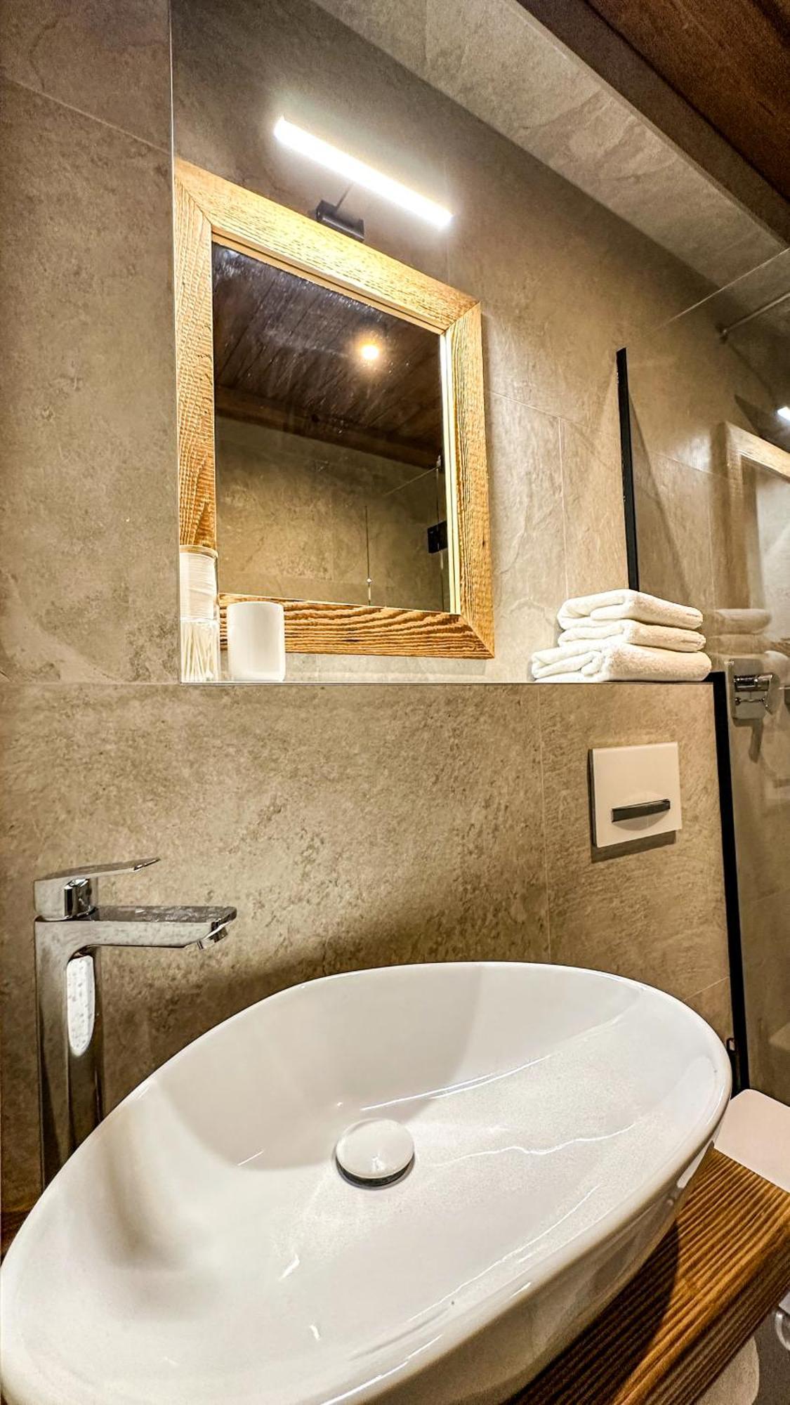 Liptovský Mikuláš Jasna Boutique Chalet מראה חיצוני תמונה